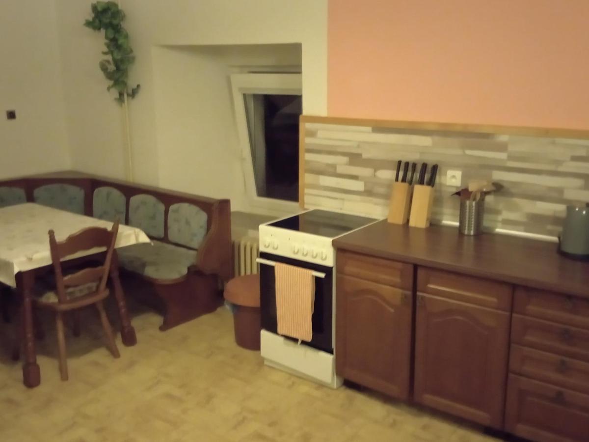 Ferienwohnung Apartman Police nad Metují Exterior foto